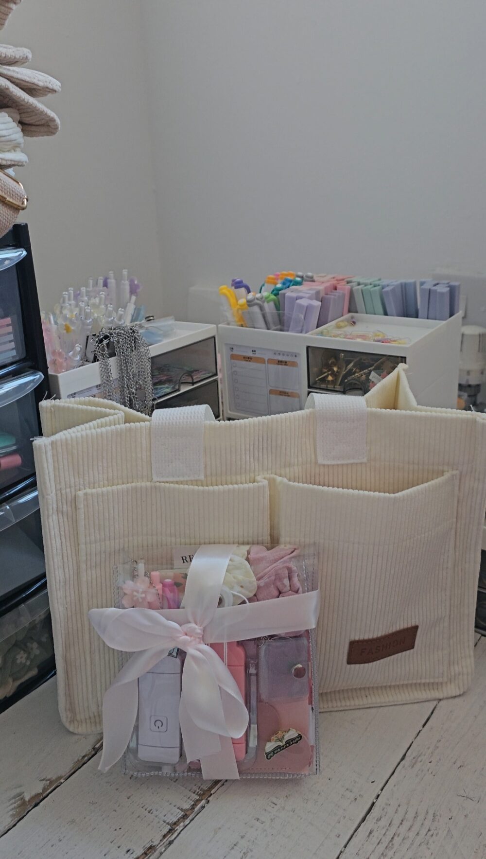 Deluxe Bookish Bundle (Multiple Colours Available) - Image 8